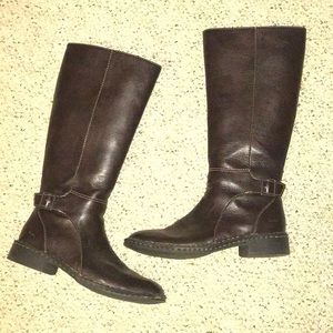 B.O.C. TALL BROWN BOOTS - SIZE 10/42!!